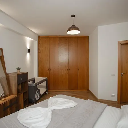 446 Luxury Center * Shkoder
