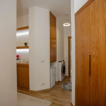 446 Luxury Center Appartamento Shkodër
